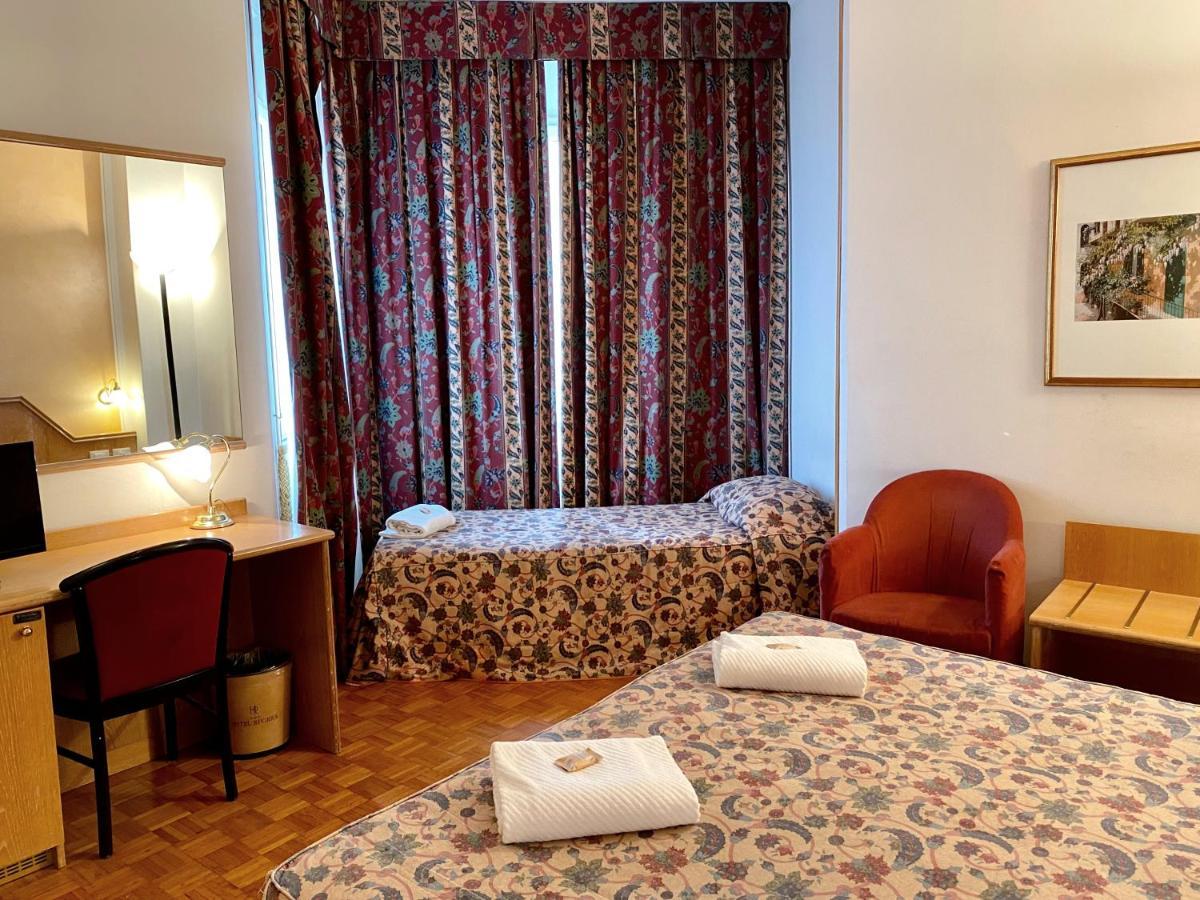 Hotel Riviera سغراتي المظهر الخارجي الصورة