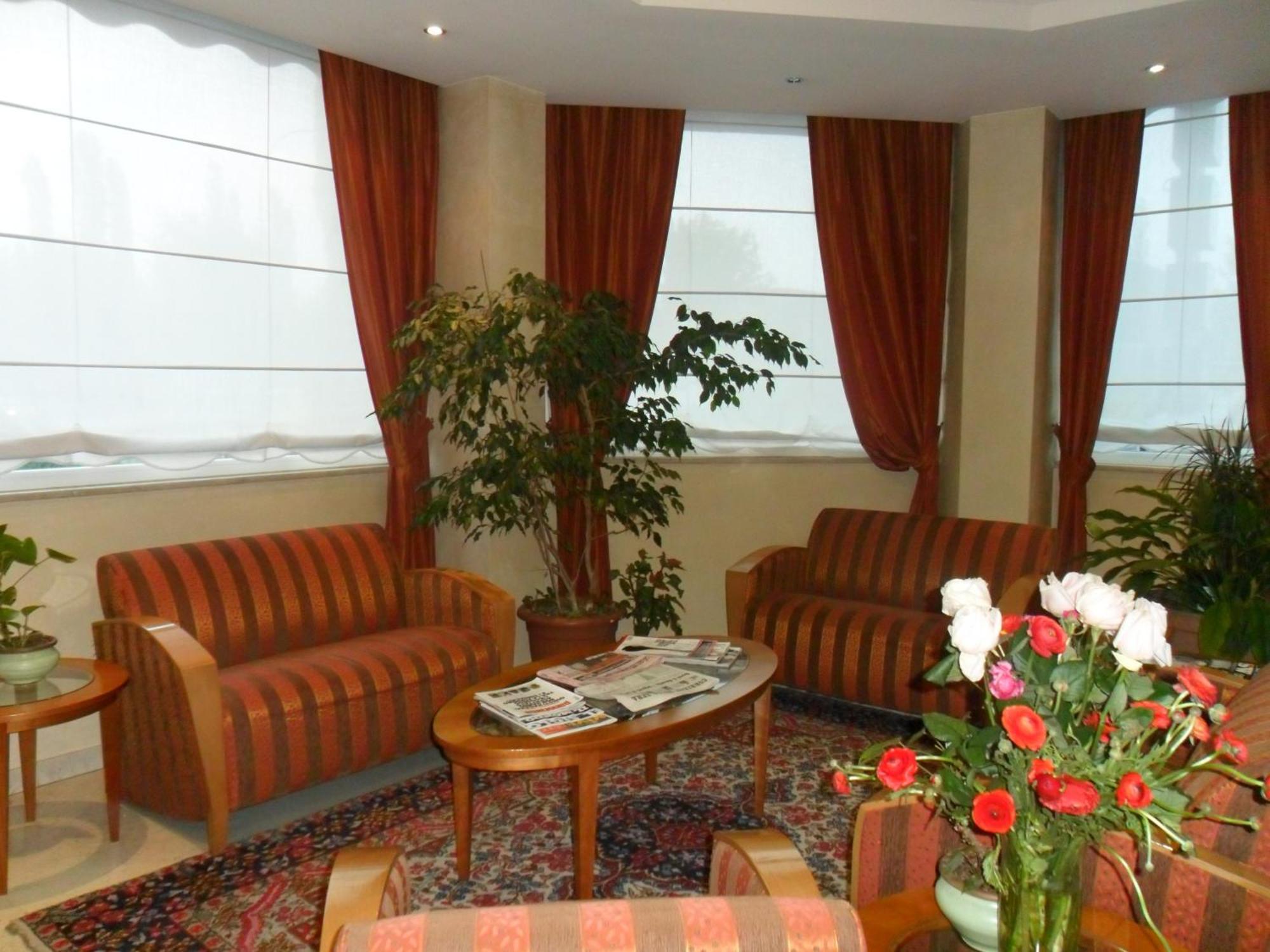 Hotel Riviera سغراتي المظهر الخارجي الصورة